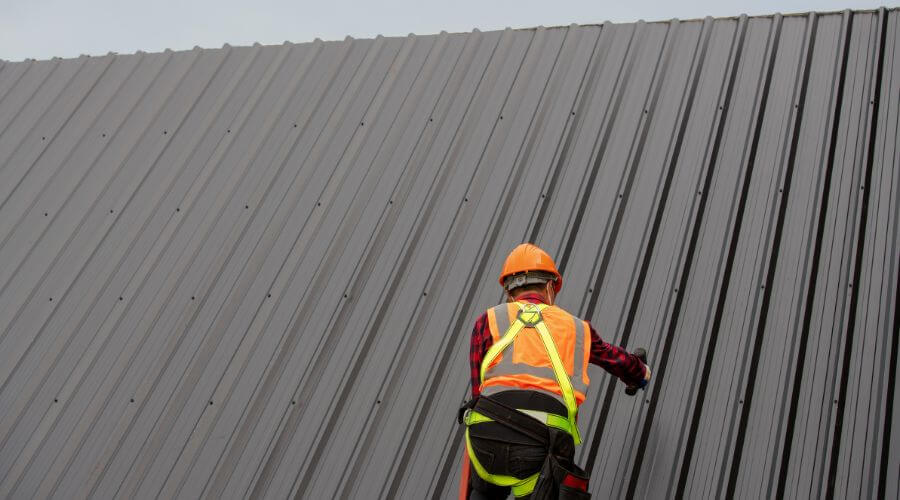 Professional gutter cleaning in Duncansville, PA